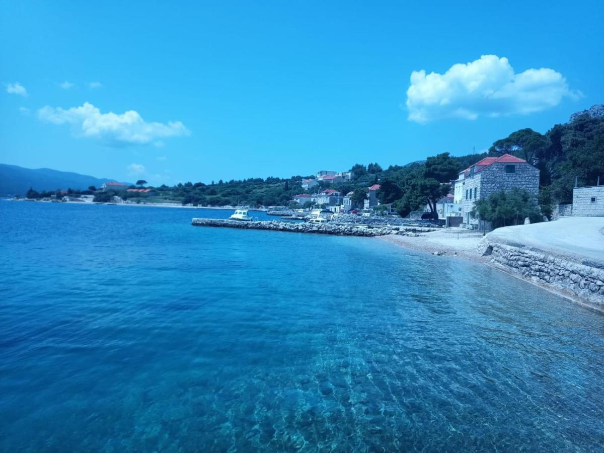 Apartman Iva Kuciste Buitenkant foto