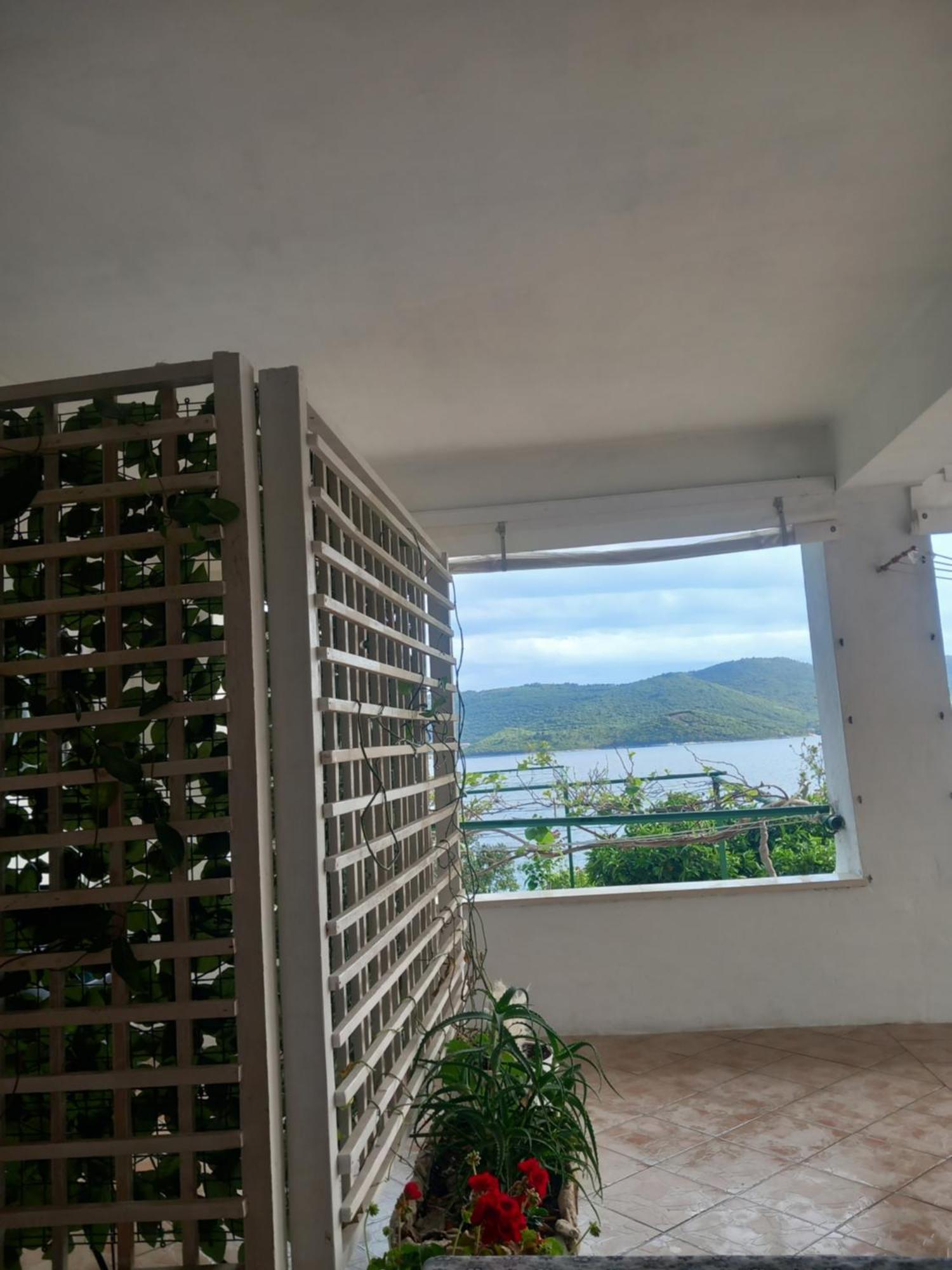 Apartman Iva Kuciste Kamer foto